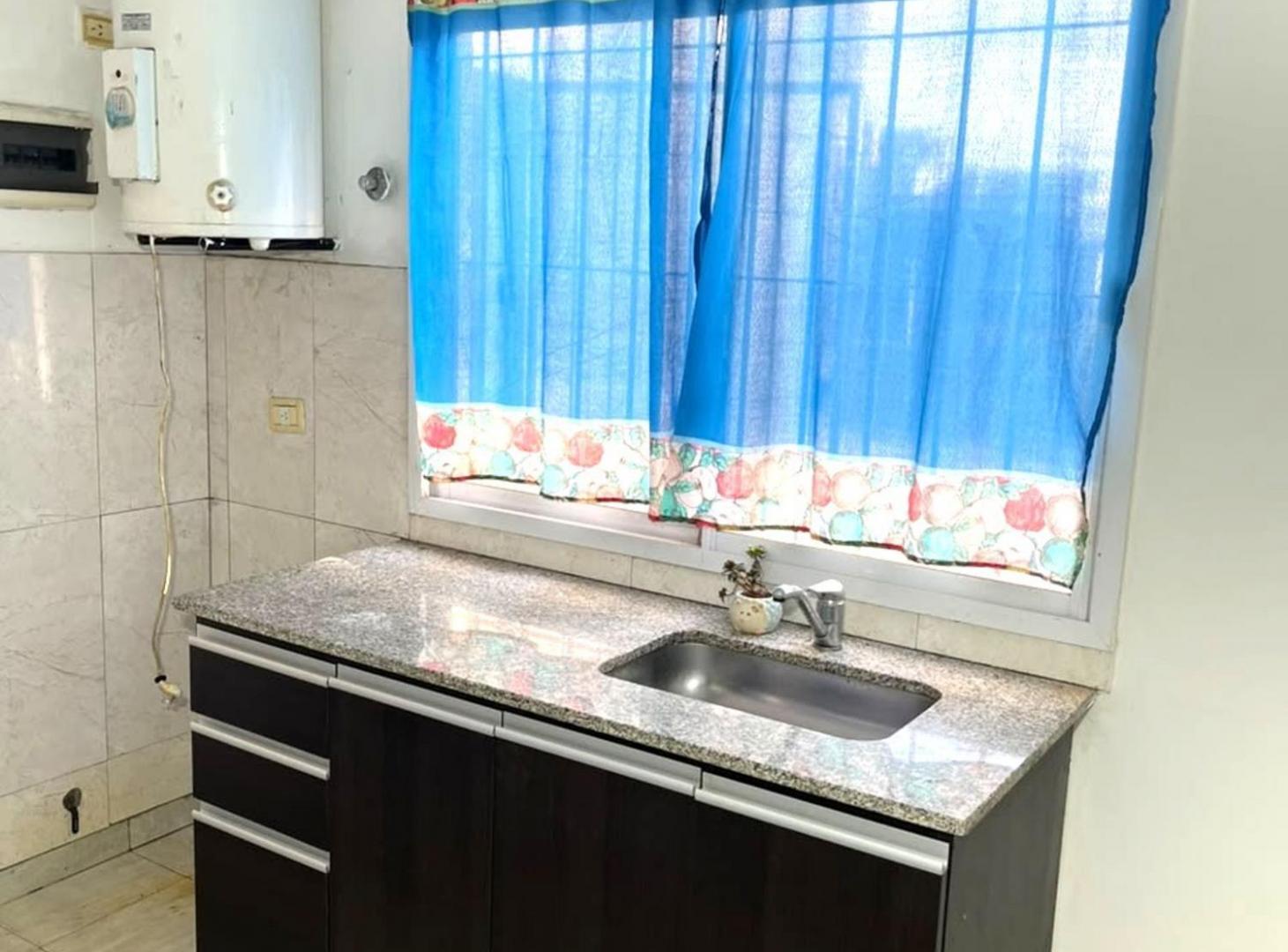 Foto de VENTA MONOAMBIENTE PATIO ESPACIO GUARDACOCHE MORON, imagen 1