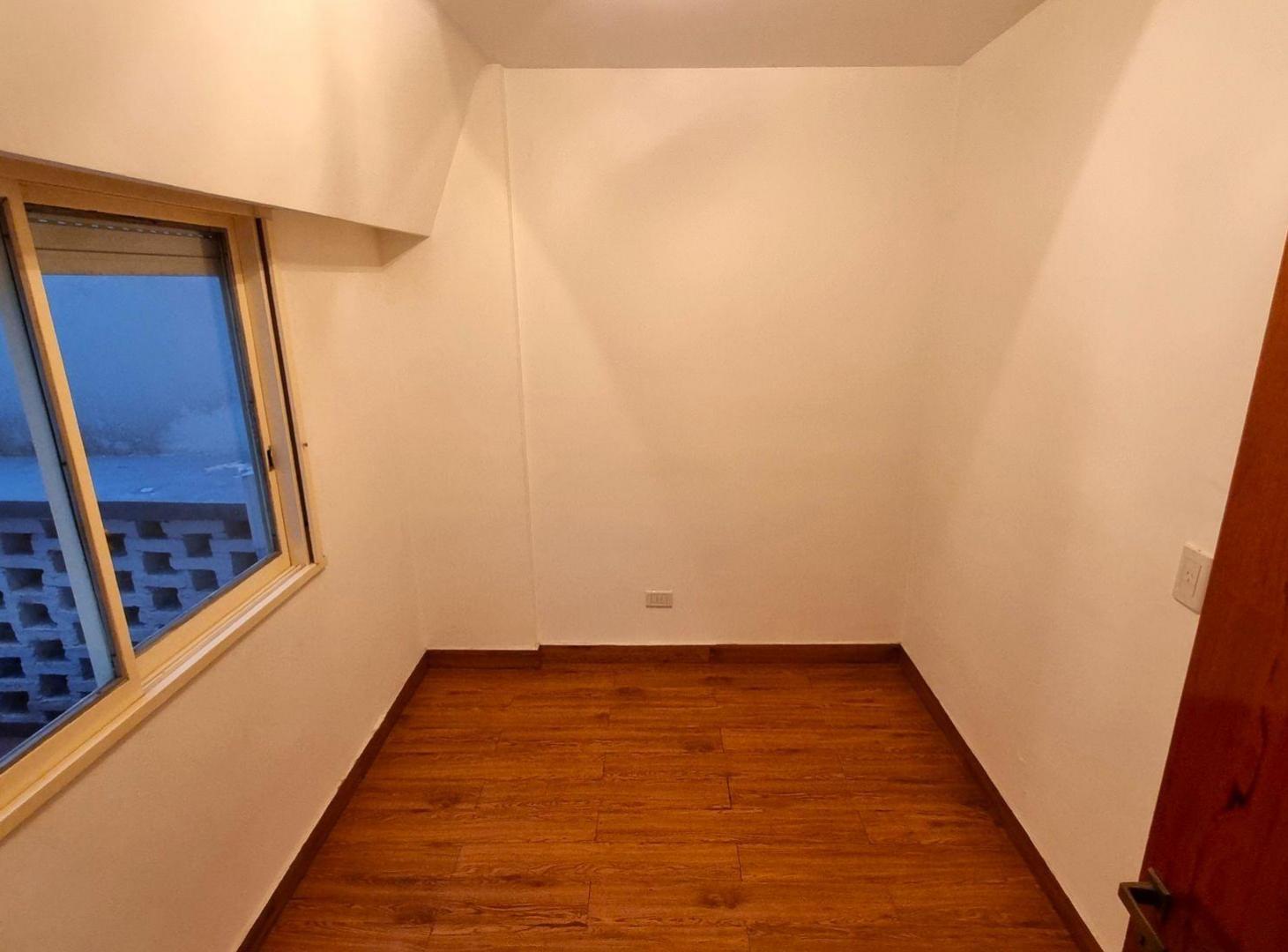 Foto de Venta Depto 2 amb PB Patio APTO CREDITO FLORESTA, imagen 4