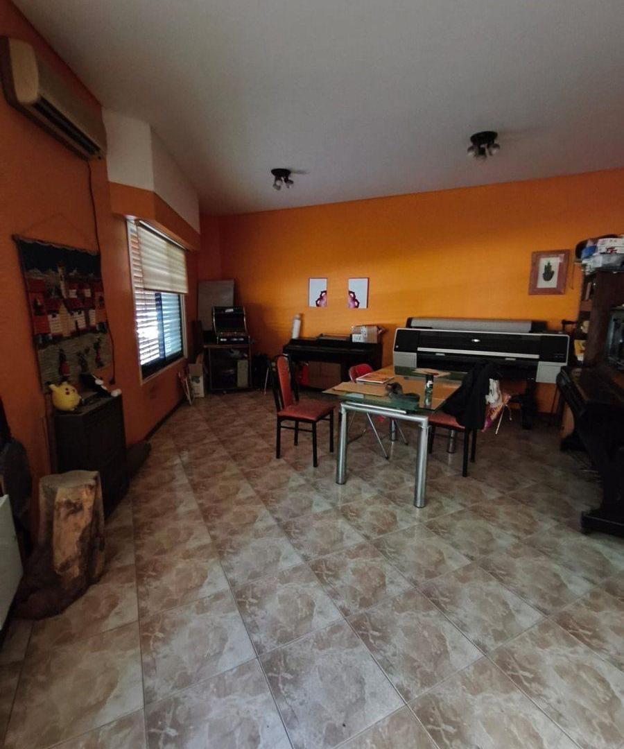 Foto de VENTA CASA 5 AMB LINIERS COCHERA APTO CREDITO, imagen 3