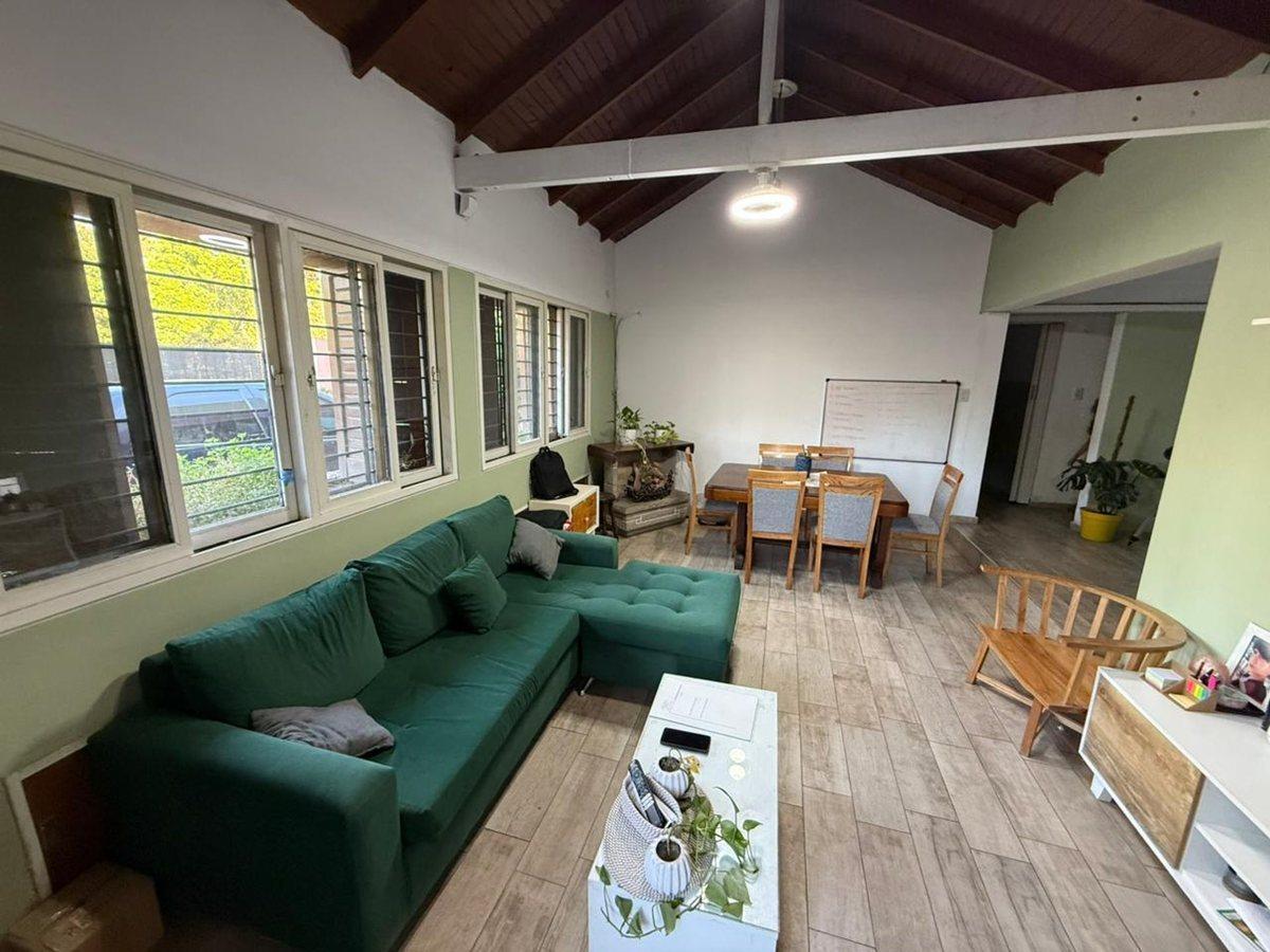 Foto de Chalet 6 amb c/ depto patio y cochera Monte Grande, imagen 1