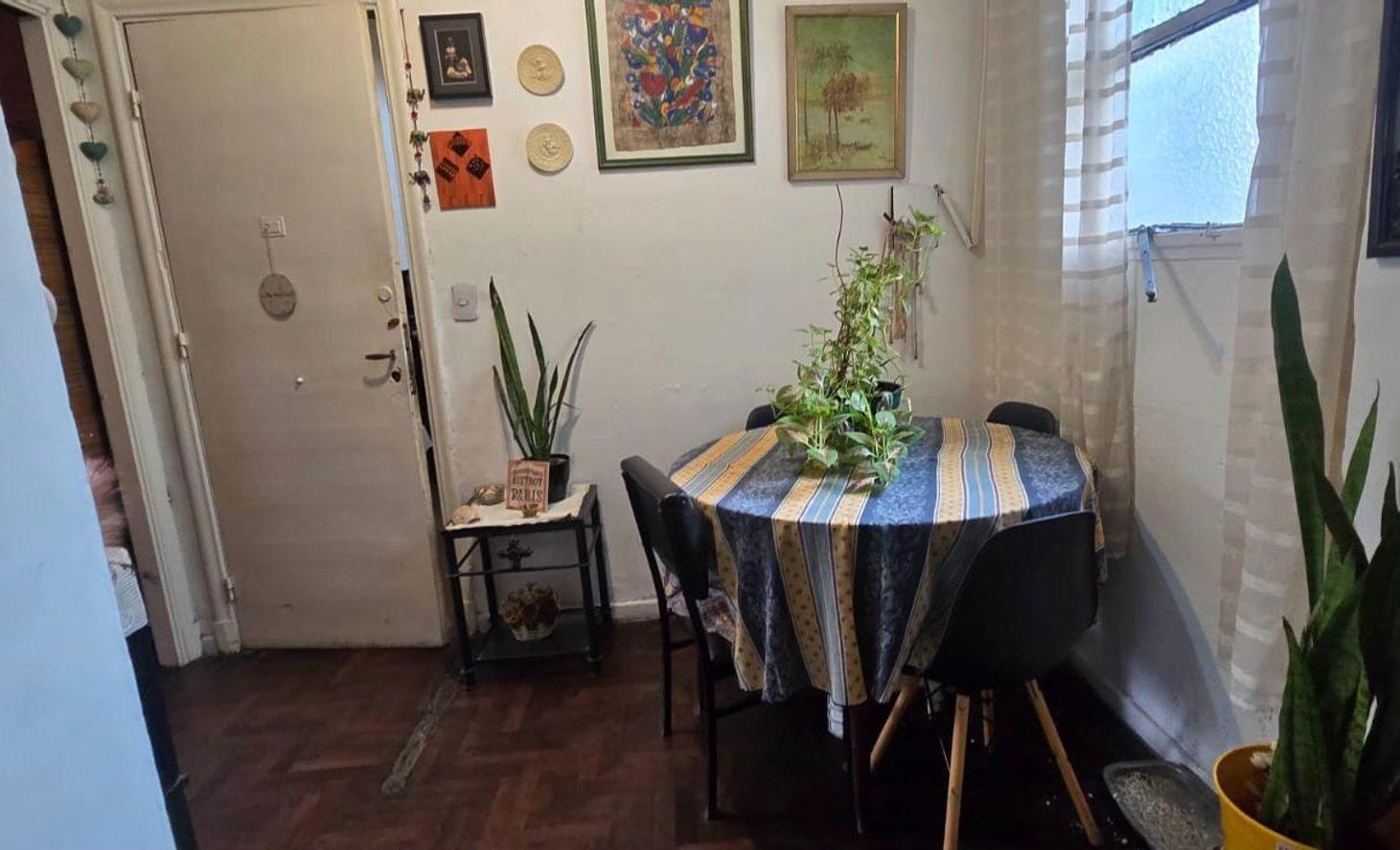Foto de VENTA 3 AMB FRENTE LUMINOSOBALCON VILLA DEL PARQUE, imagen 2