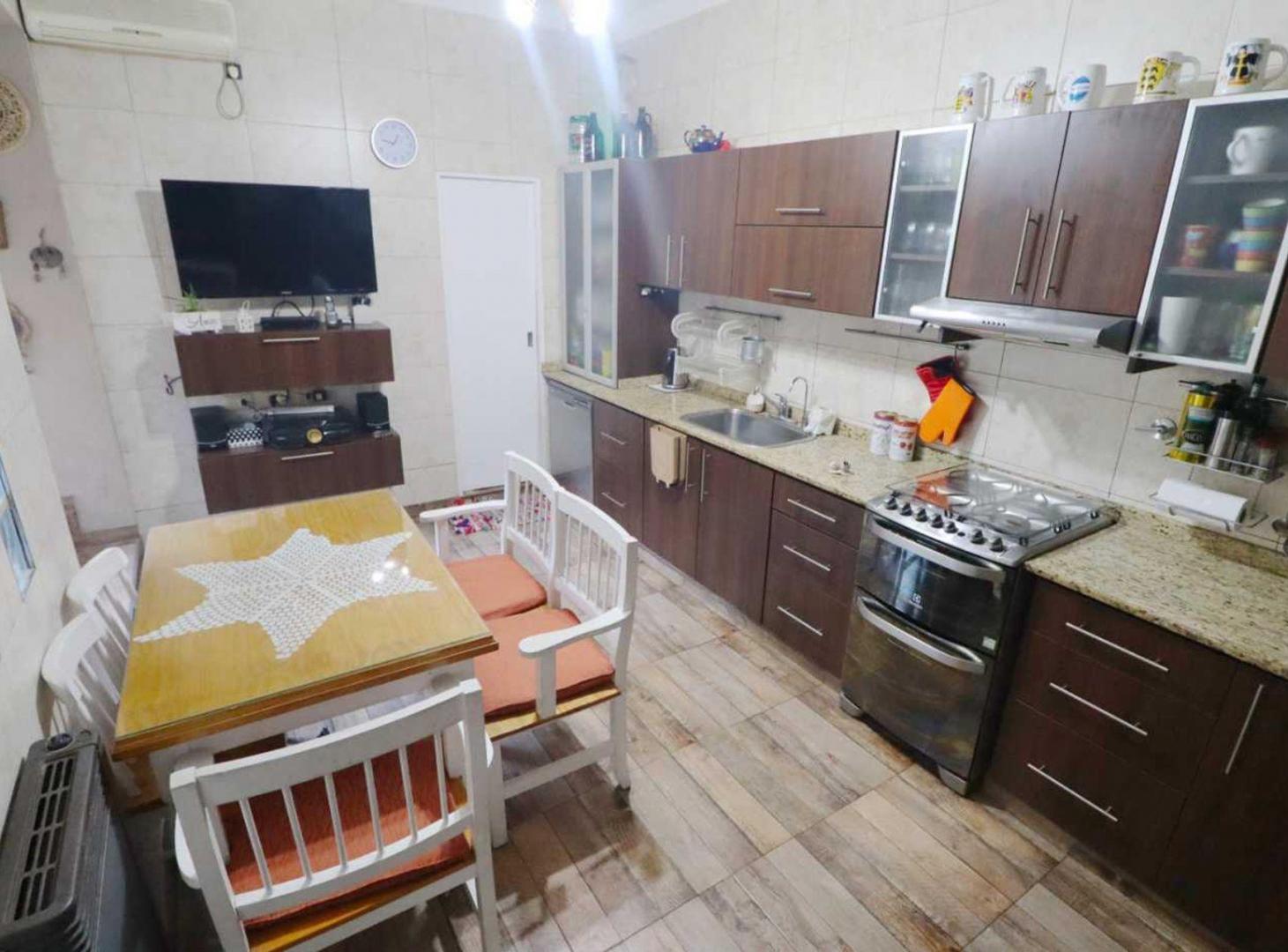 Foto de CASA 6 AMBIENTES VENTA RAMOS MEJIA PARRILLA PILETA, imagen 2