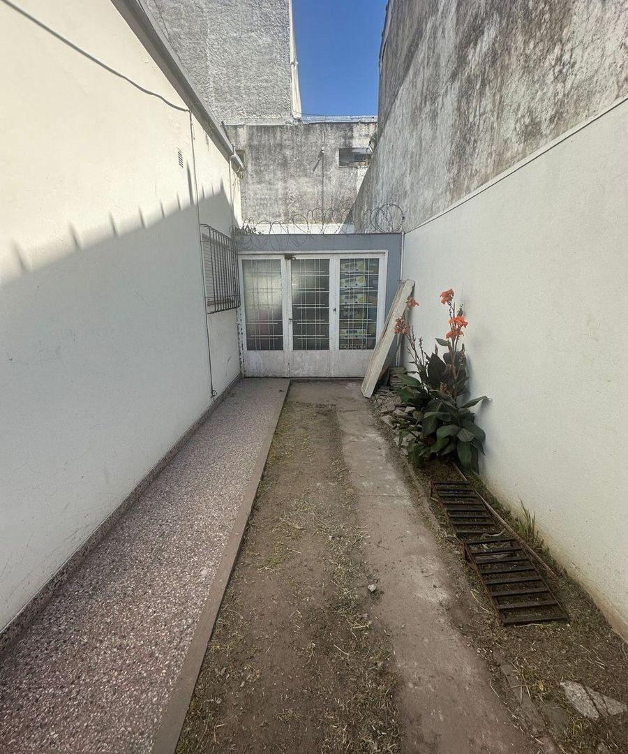Foto de Venta Casa lote 10x15 - Zona Residencial/comercial, imagen 2