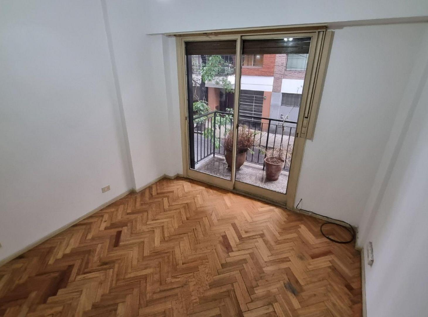 Foto de VENTA DEPTO 3 AMB FRENTE C/DEPENDENCIA Y COCHERA, imagen 2