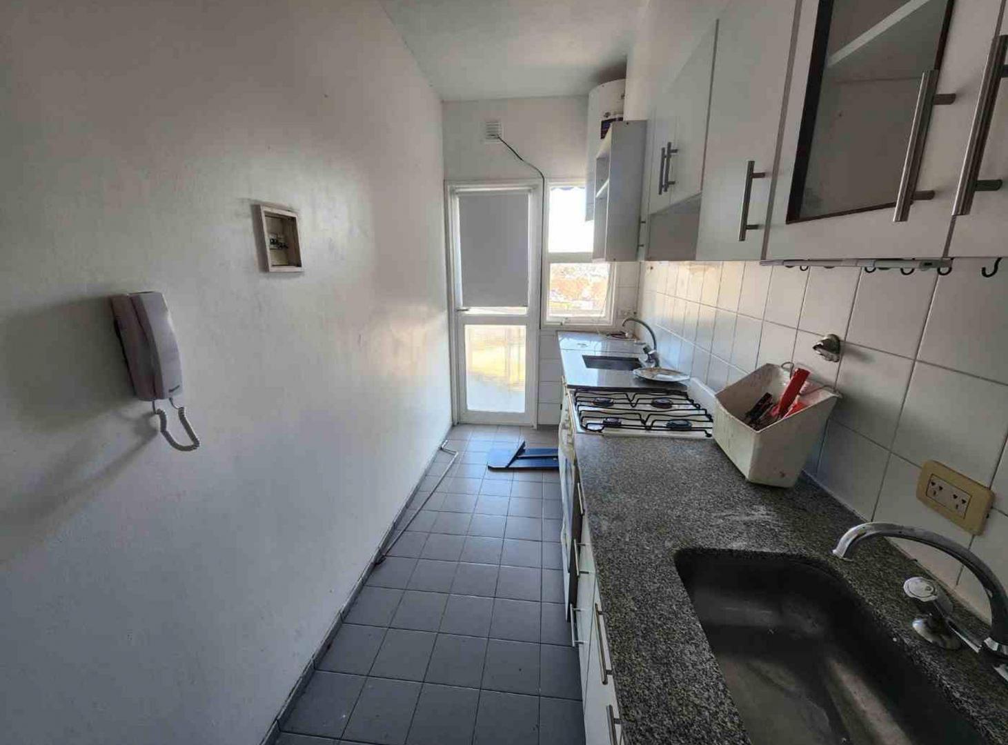 Foto de Alquiler Departamento 3 ambientes Mataderos, imagen 2