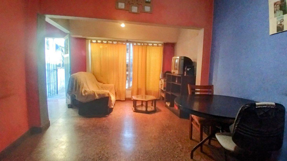 Foto de Venta casa 4 ambientes apto credito hipotecario, imagen 1