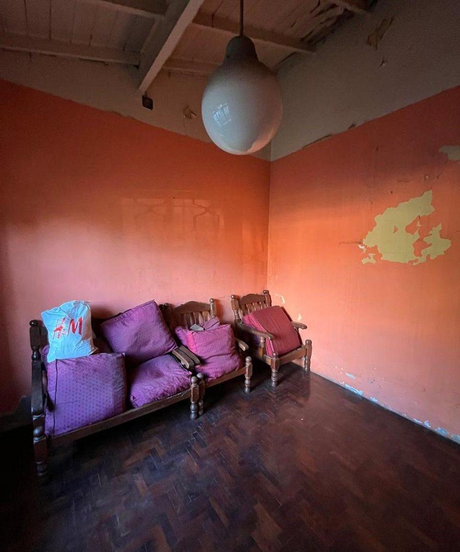 Foto de VENTA CASA 5 AMBIENTES A REFACCIONAR MORON, imagen 2