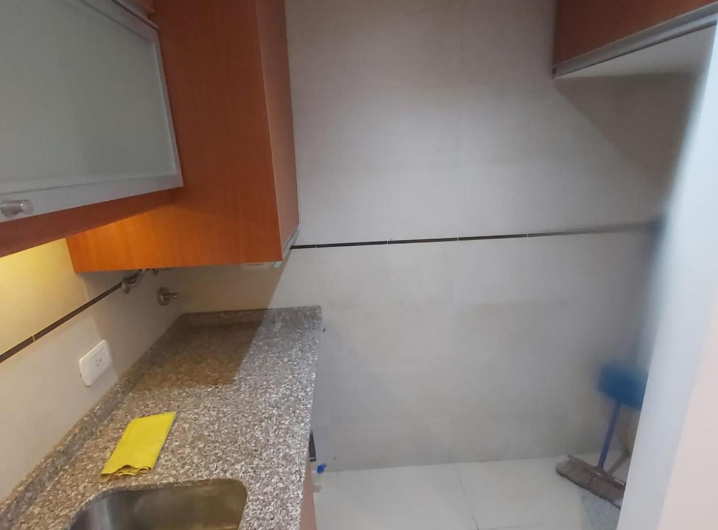 Foto de Alquiler Departamento Monoambiente Balcón Liniers, imagen 2