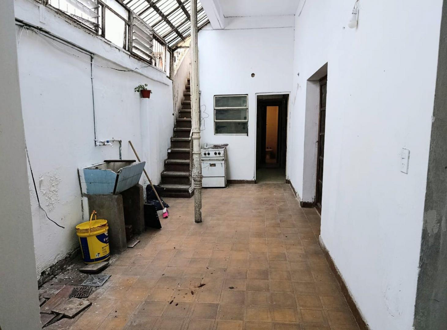 Foto de OPORTUNIDAD VENTA PH 4 AMBIENTES FLORES TERRAZA, imagen 4