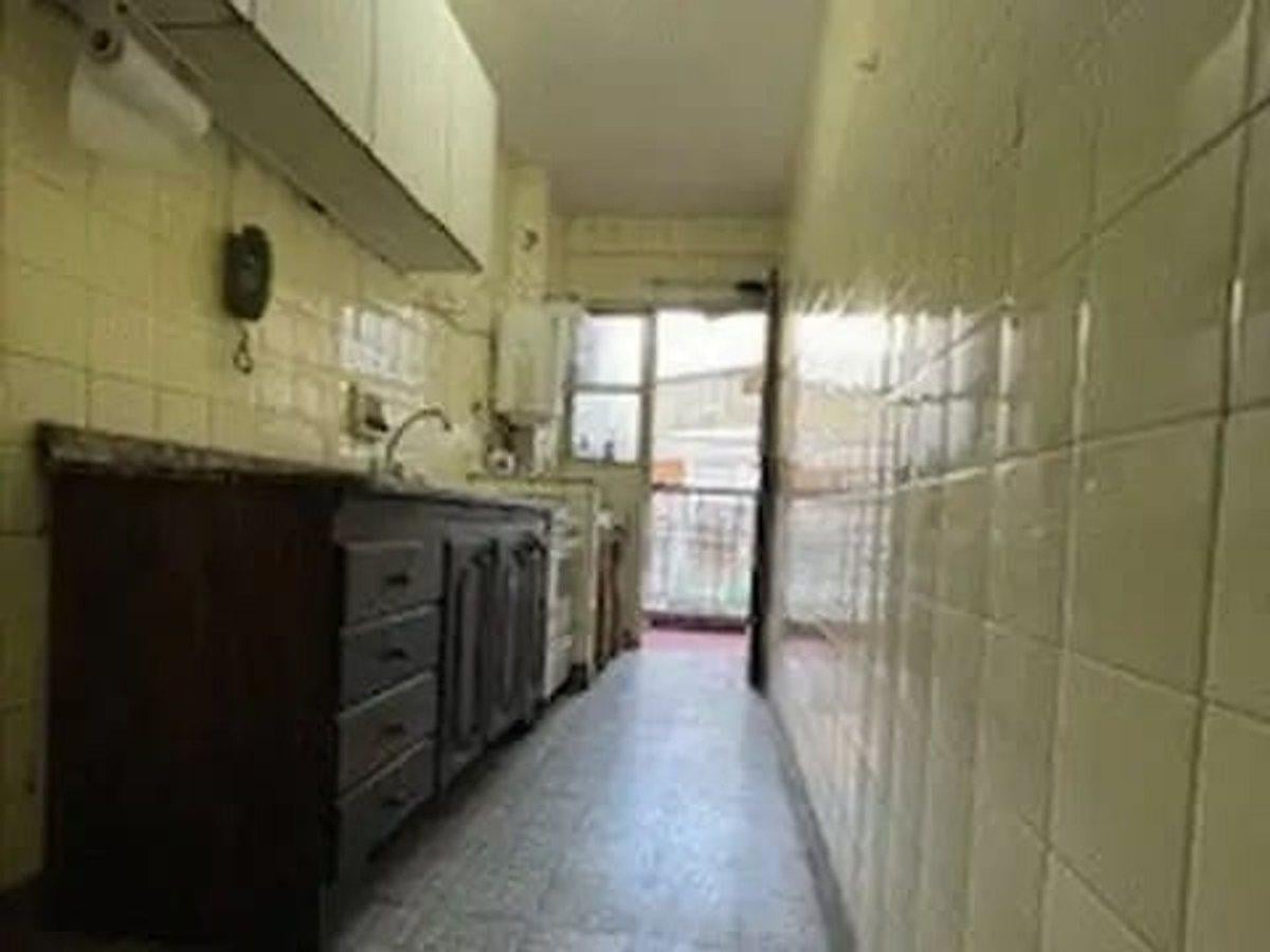 Foto de VENTA DEPARTAMENTO 3 AMB C/FRENTE VILLA LURO, imagen 4