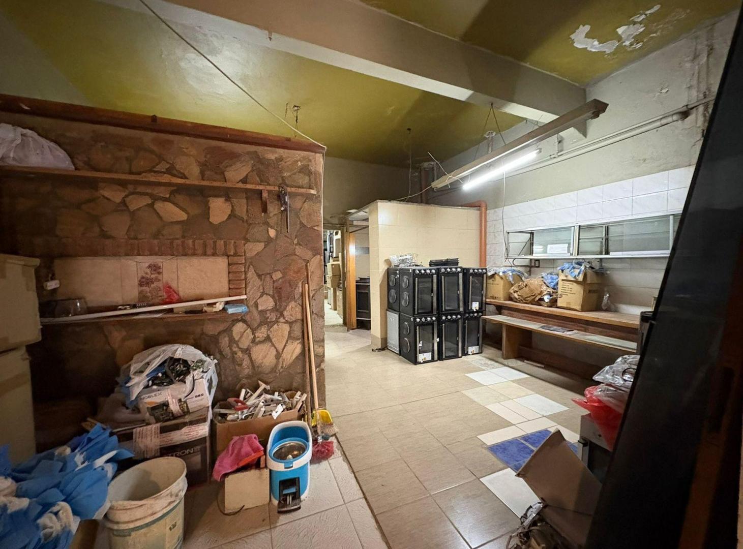 Foto de VENTA LOCAL DE 121,82M2 EN CIUDADELA, imagen 1