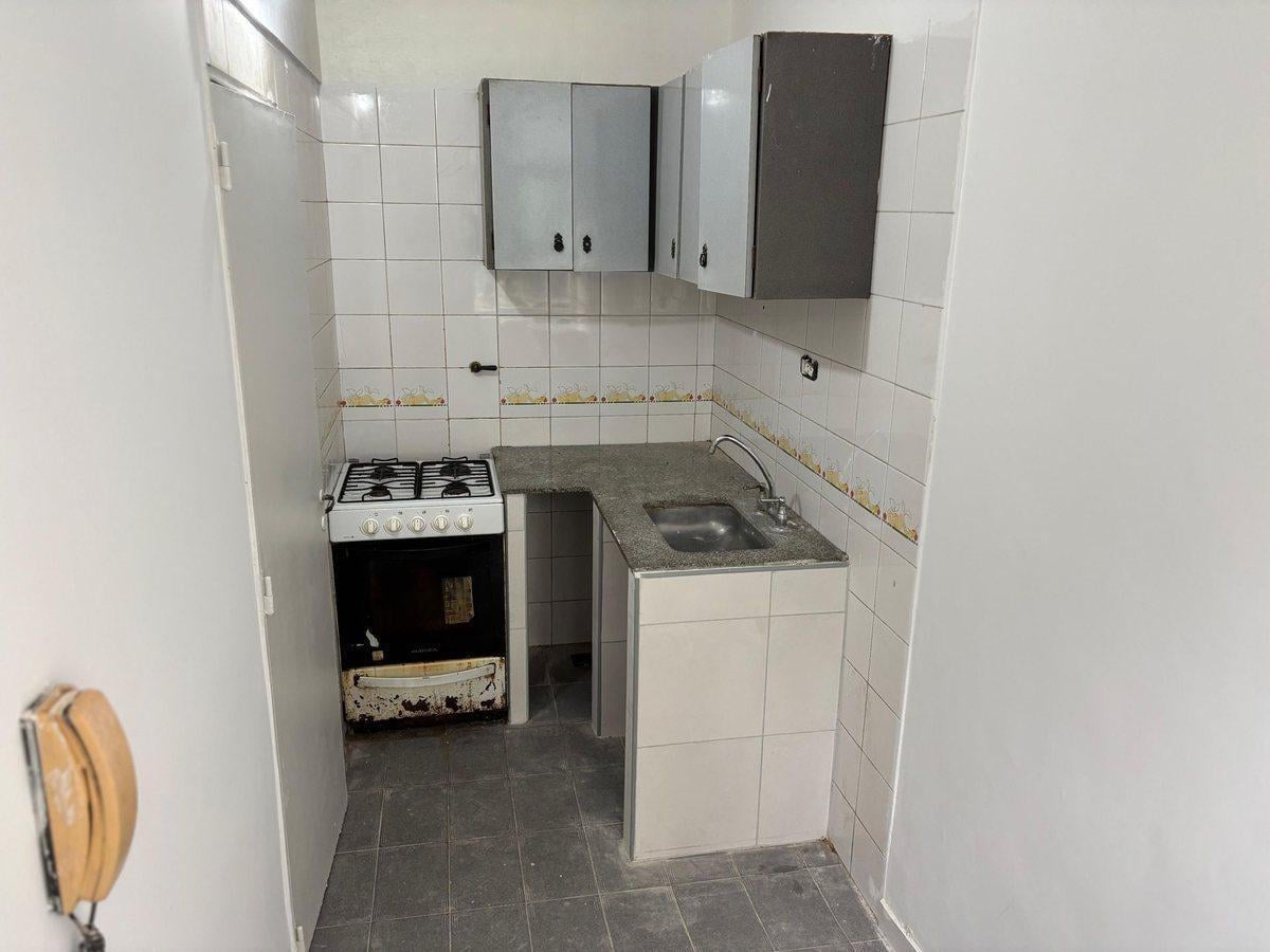 Foto de VENTA DEPARTAMENTO MONOAMBIENTE EN SAN CRISTOBAL, imagen 2