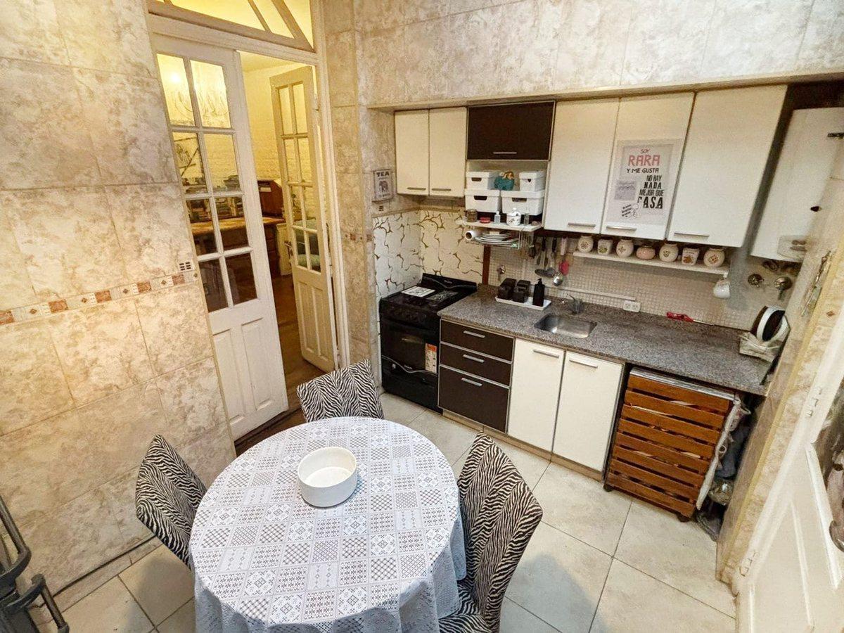 Foto de Venta PH 2 ambientes en Liniers, imagen 1
