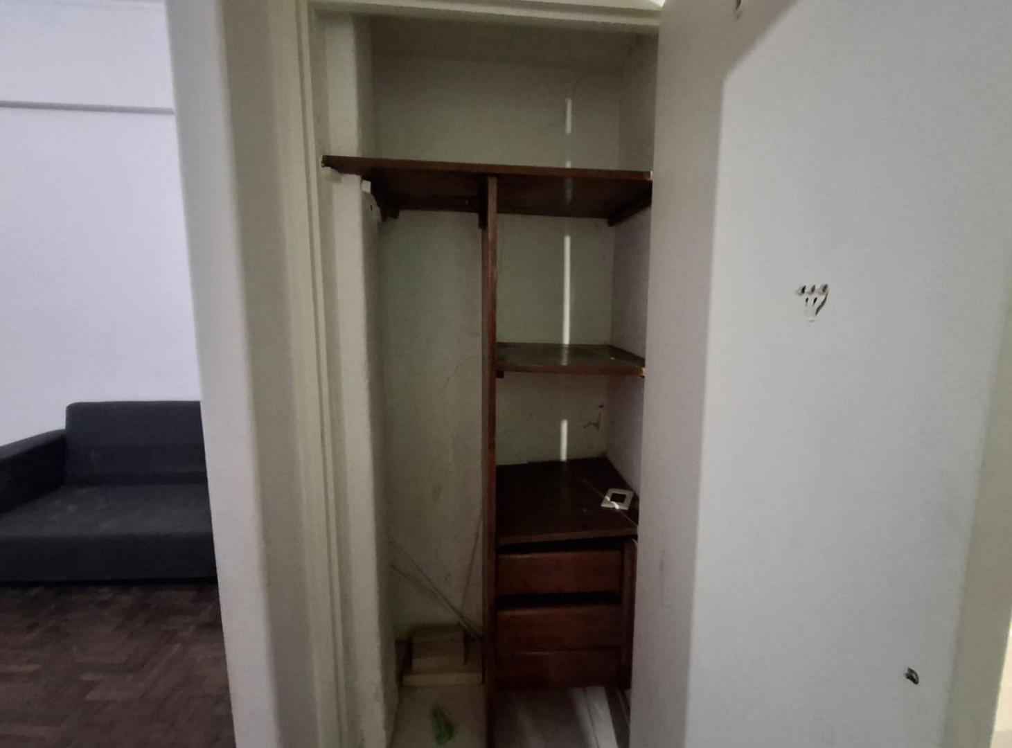 Foto de VENTA BALVANERA 2 AMBIENTES PATIO A REFACCIONAR PH, imagen 2