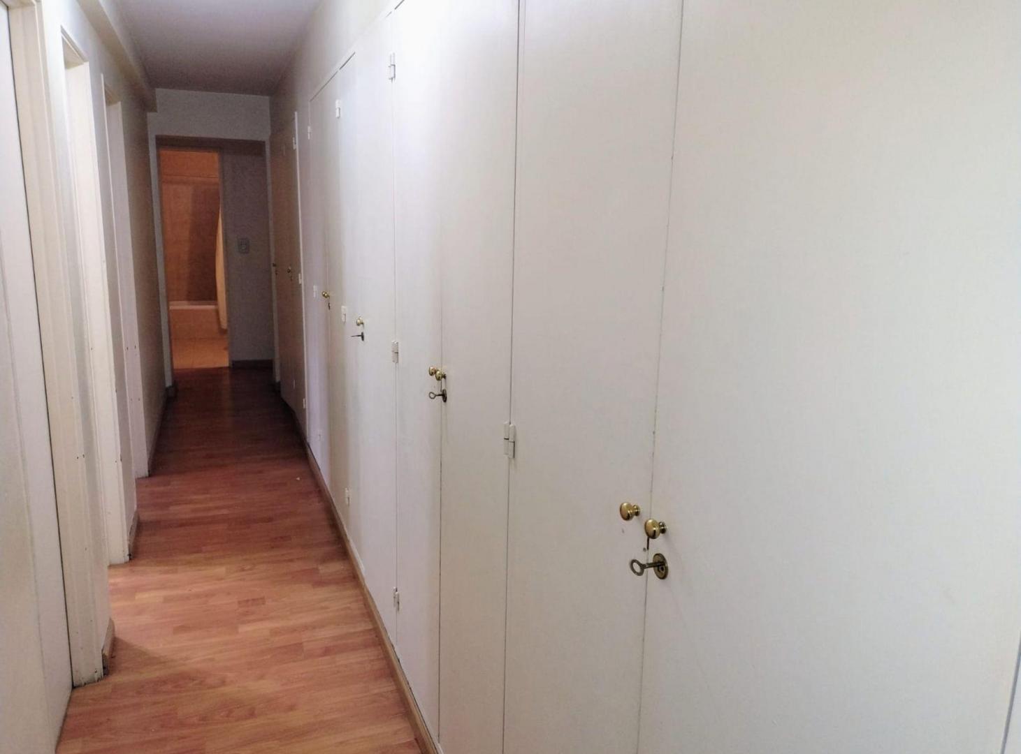 Foto de VENTA DEPARTAMENTO CUATRO AMBIENTES VILLA LURO, imagen 5