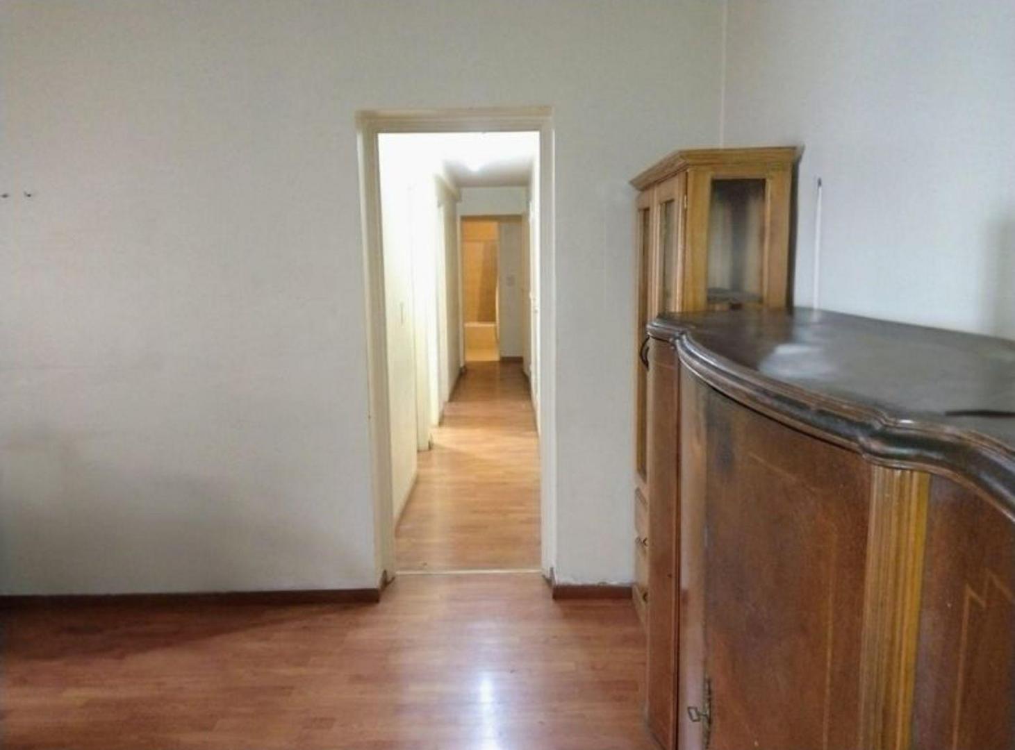 Foto de VENTA DEPARTAMENTO CUATRO AMBIENTES VILLA LURO, imagen 4