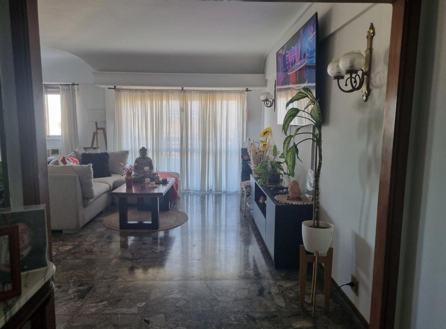 Foto de Venta depto. 4 amb. al frente con balcón en Wilde, imagen 1