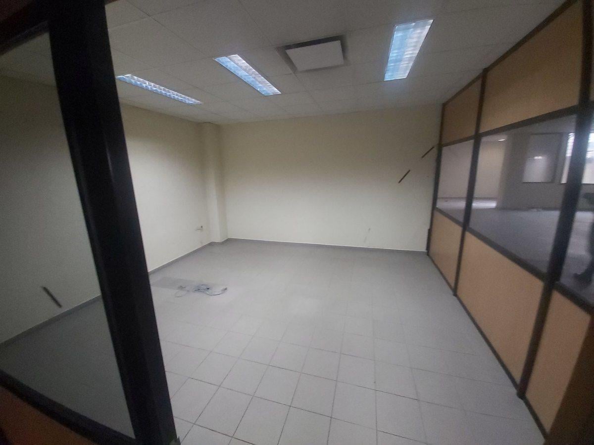 Foto de Venta Oficinas 4 Cochera Apto Crédito Financ Wilde, imagen 5
