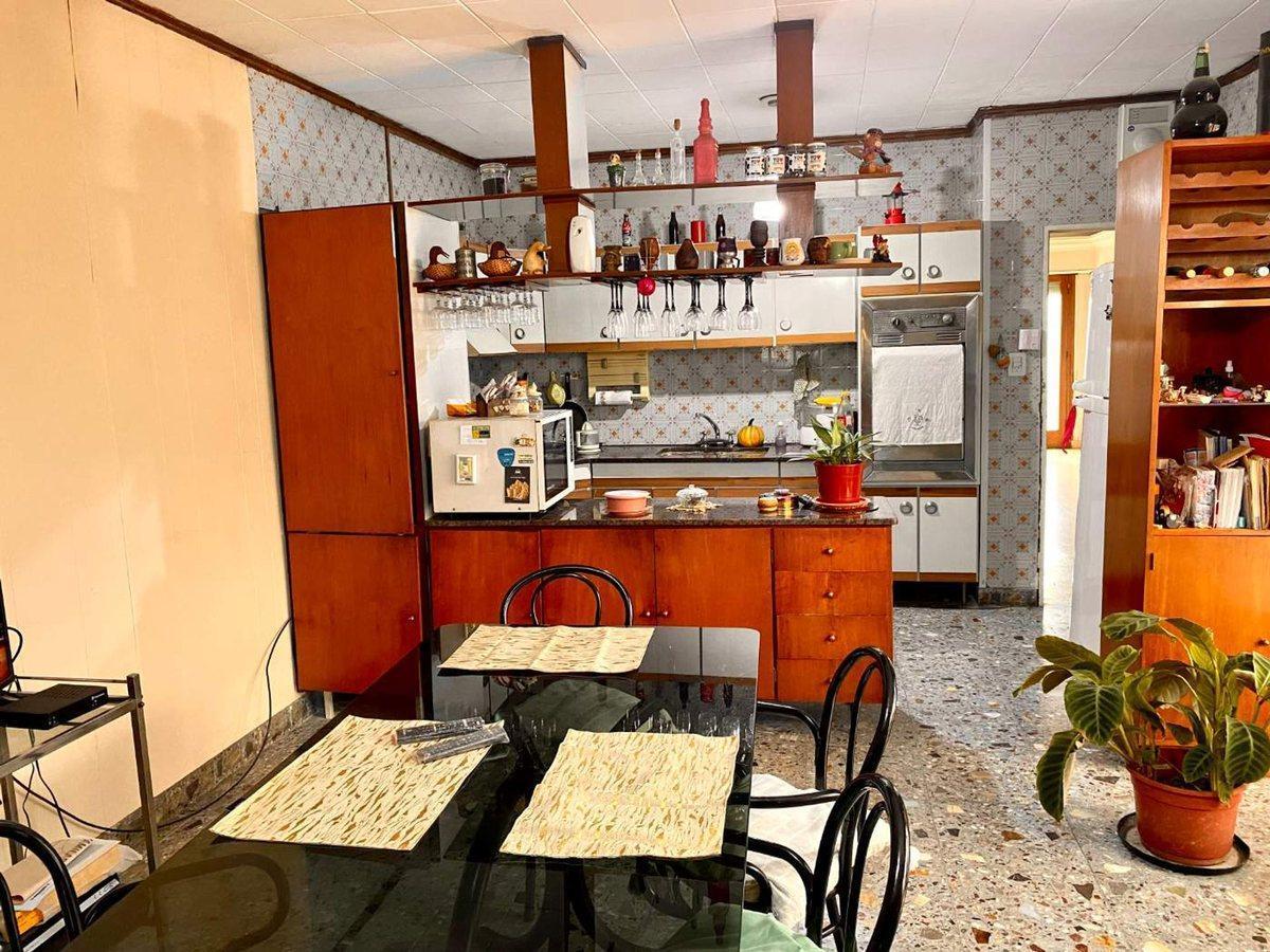 Foto de VENTA CASA 4 AMBIENTES COCHERA TERRAZA LUGANO, imagen 3