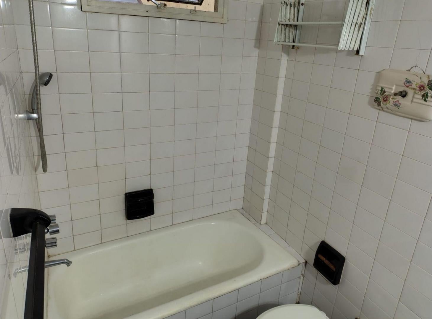 Foto de VENTA DEPARTAMENTO DOS AMBIENTES CABALLITO, imagen 5