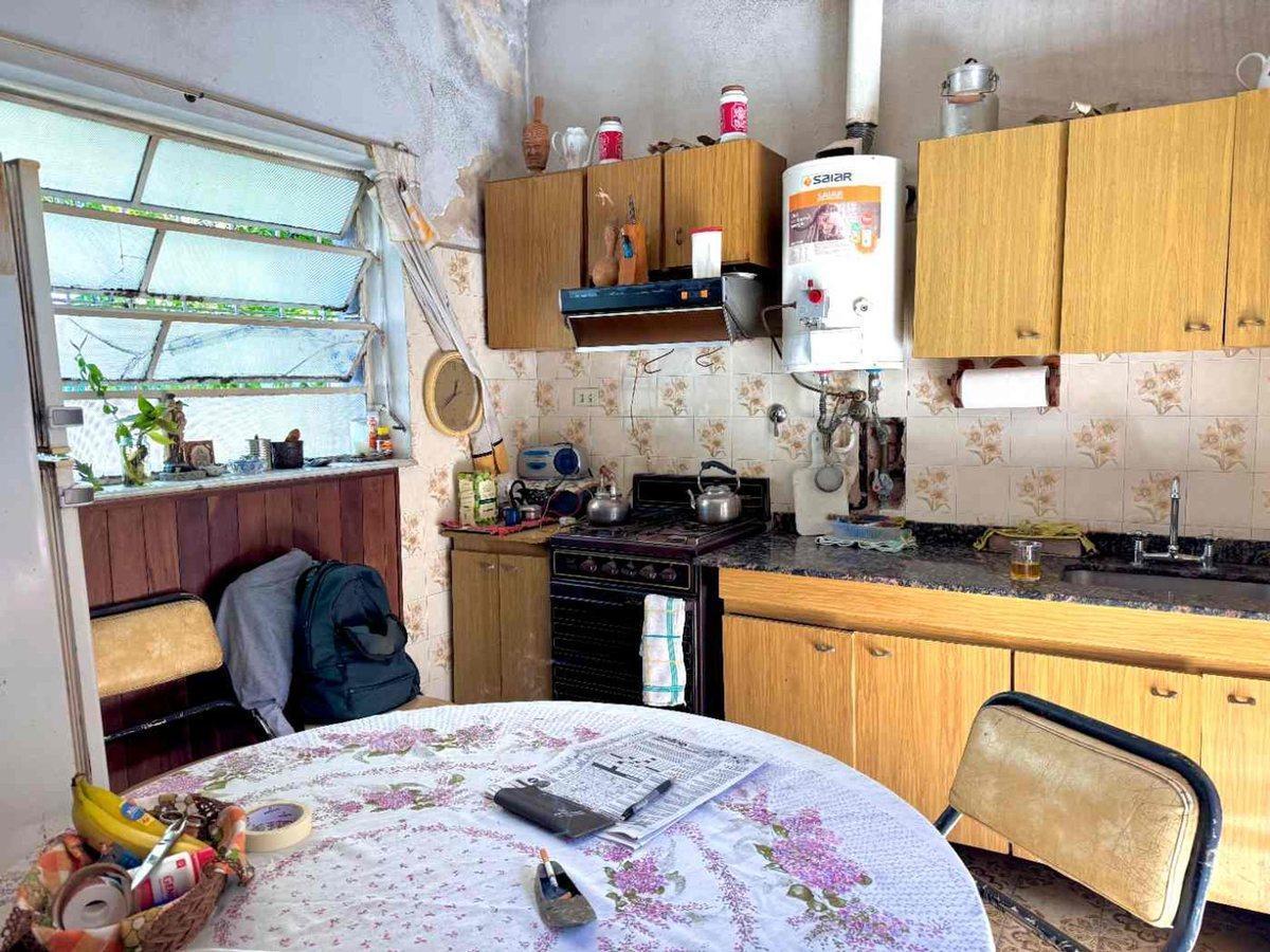 Foto de VENTA CASA A RECICLAR LOTE PROPIO BANFIELD, imagen 4