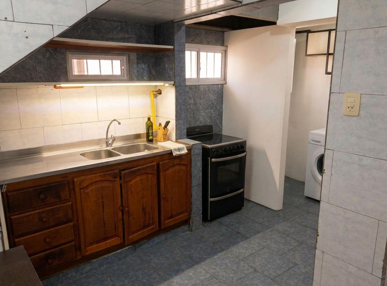 Foto de VENTA PH CON LOCAL 3AMB VILLA LURO FRENTE PB, imagen 3