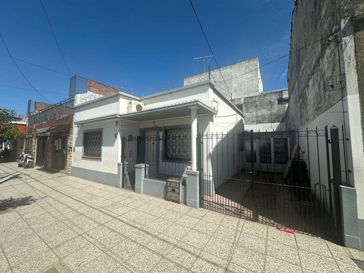 Foto de Venta Casa lote 10x15 - Zona Residencial/comercial, imagen 1