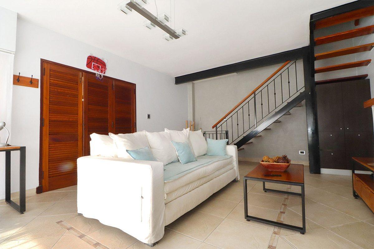 Foto de VENTA PH 4 AMB TAPIALES COCHERA PARQUE PISCINA, imagen 2