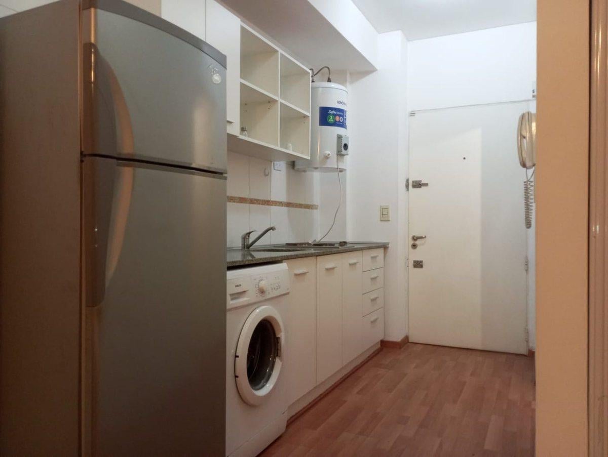 Foto de VENTA MONOAMBIENTE AL FRENTE/BALCON PARQUE CHAS, imagen 4