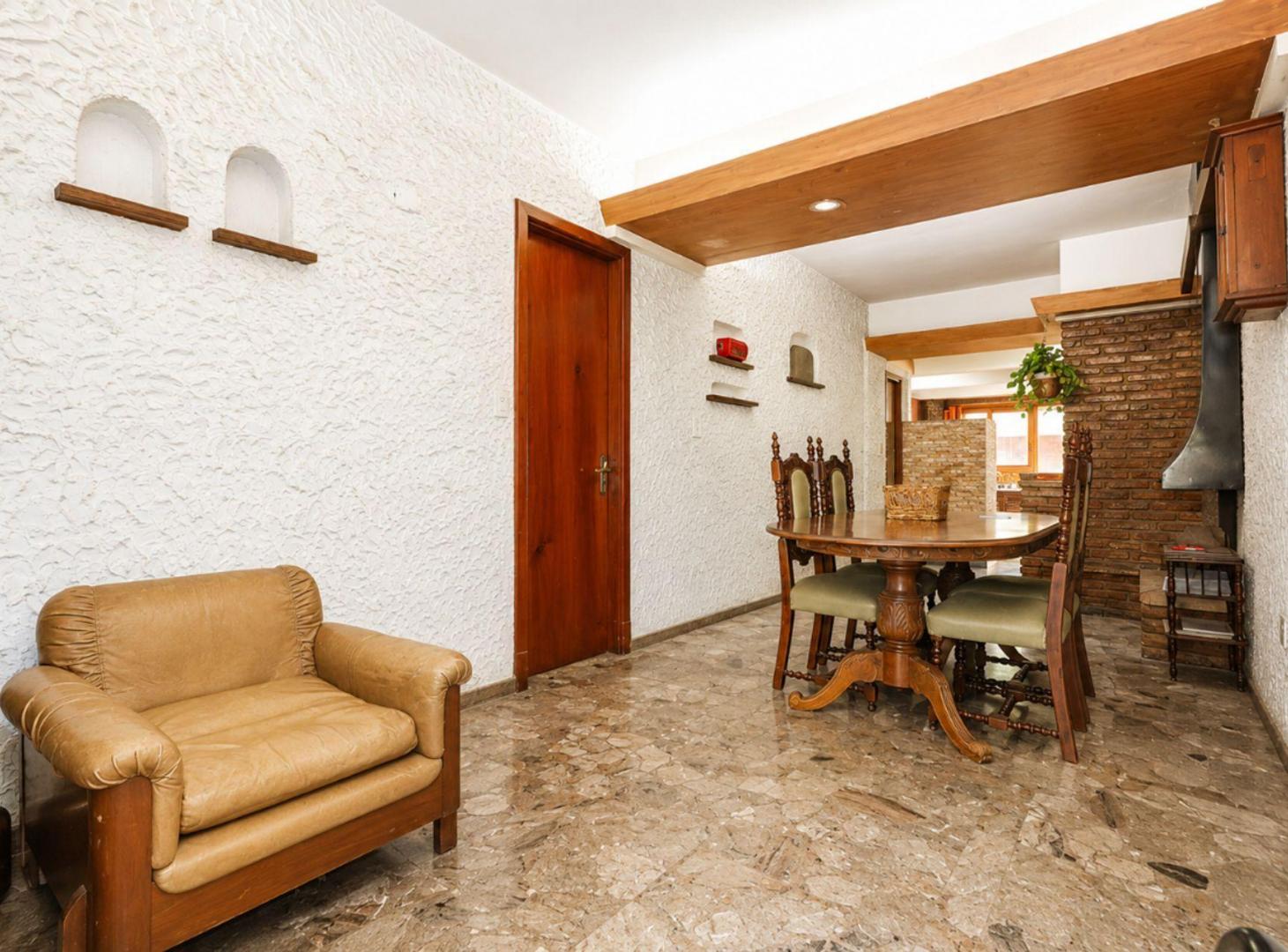 Foto de Casa lote de 10x30 parque entrada auto Versalles, imagen 3