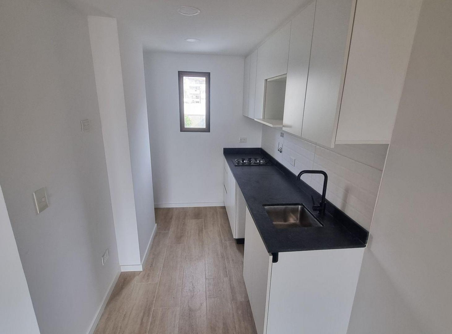 Foto de ALQUILER MONOAMBIENTE VILLA LURO BALCON AL FRENTE, imagen 2