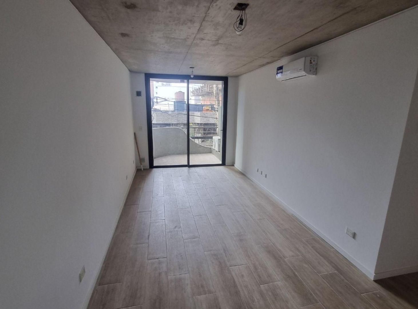 Foto de ALQUILER MONOAMBIENTE VILLA LURO BALCON AL FRENTE, imagen 1