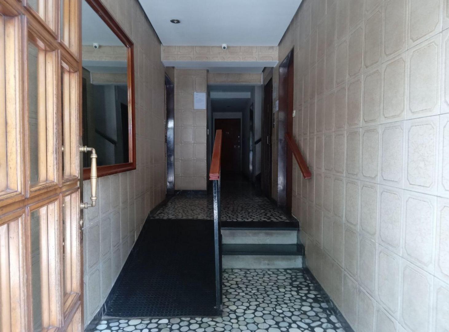 Foto de DEPARTAMENTO 3 AMBIENTES CON BALCON VELEZ SARFIELD, imagen 2