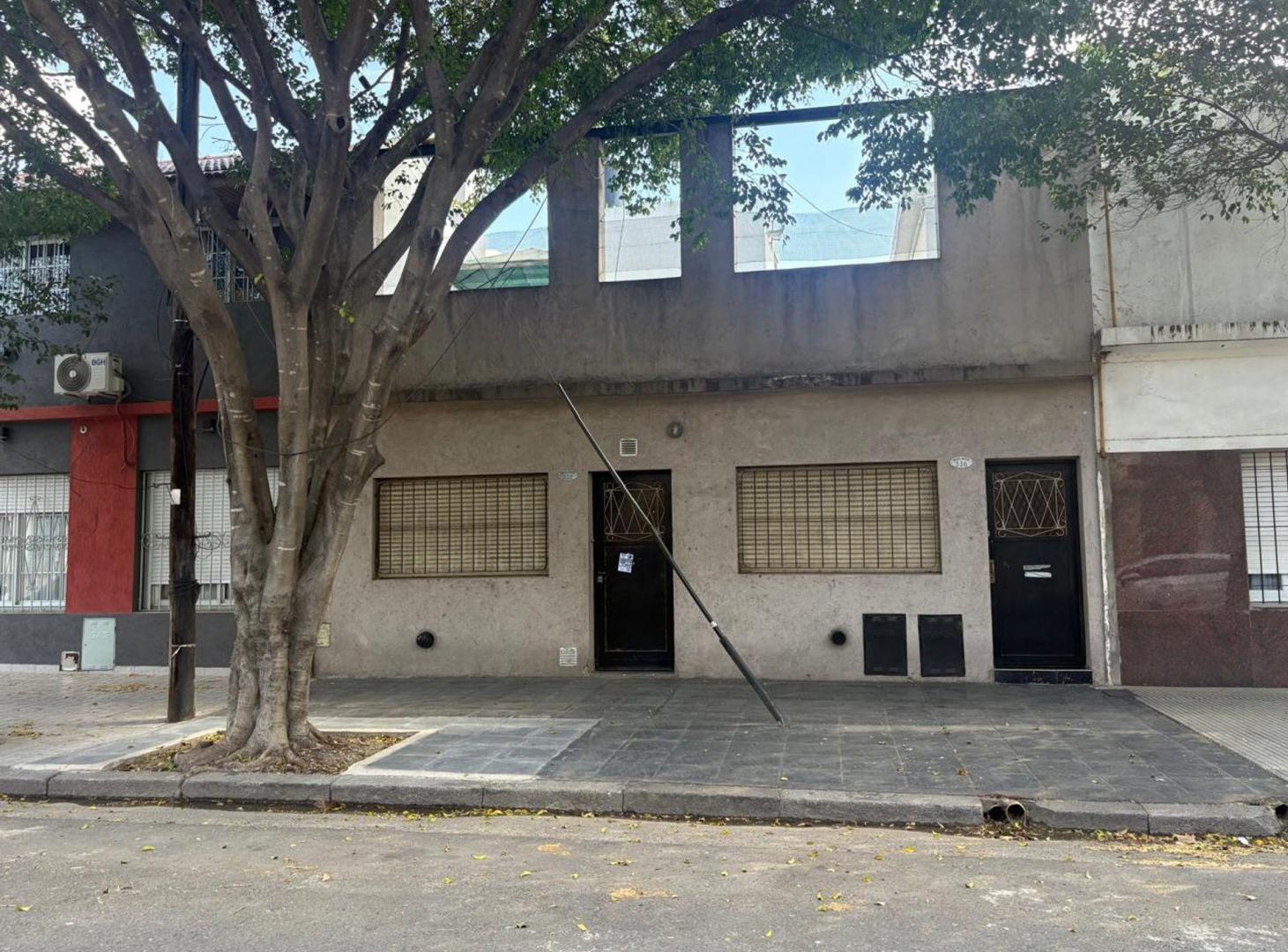 Foto de VENTA LOTE 8,70m x 26,47 m/26,37m VILLA LURO, imagen 3