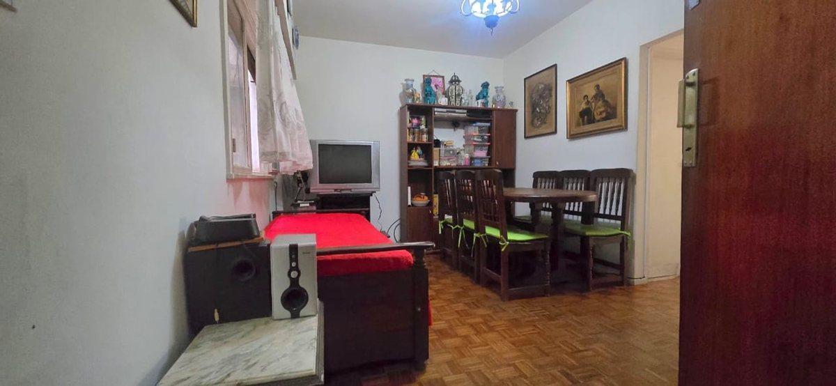 Foto de VENTA 2 AMB EN FLORES APTO CREDITO Y PROFESIONAL, imagen 1