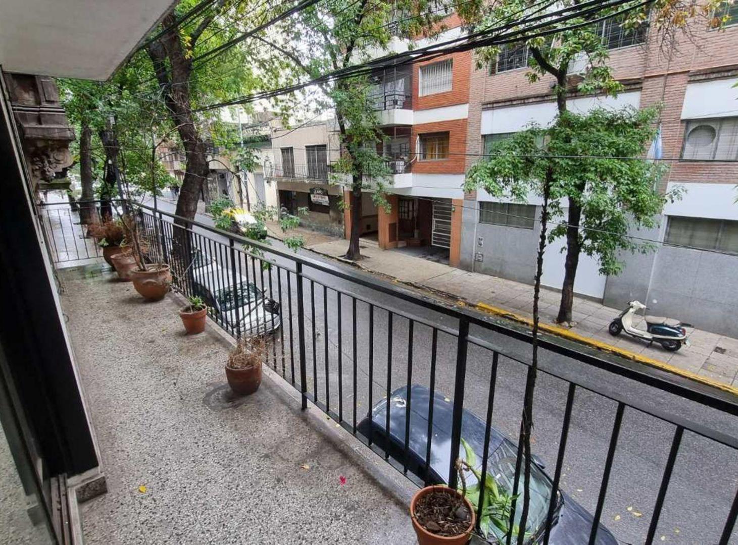 Foto de VENTA DEPTO 3 AMB FRENTE C/DEPENDENCIA Y COCHERA, imagen 3