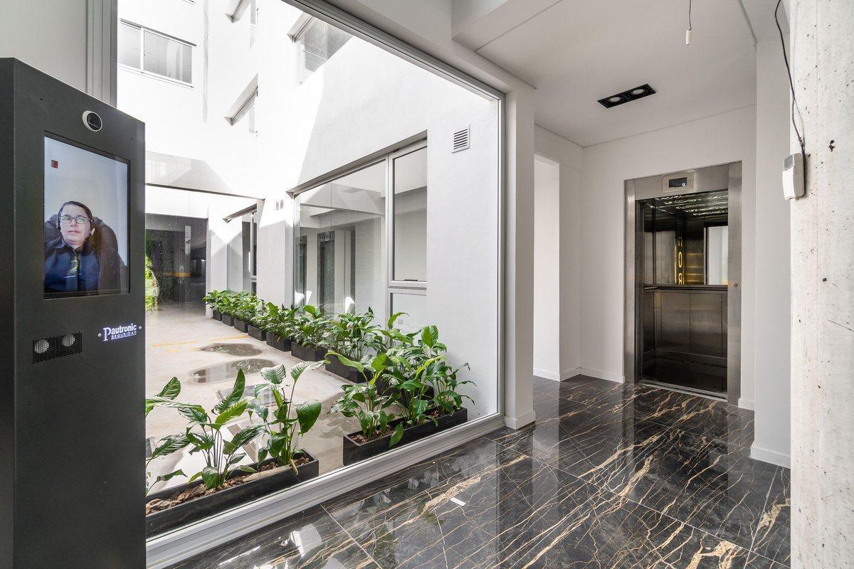 Foto de VENTA Departamento 4 Amb Piscina parrilla Wilde, imagen 1