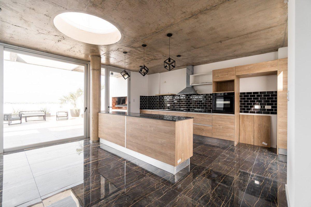 Foto de VENTA Departamento 4 Amb Piscina parrilla Wilde, imagen 5