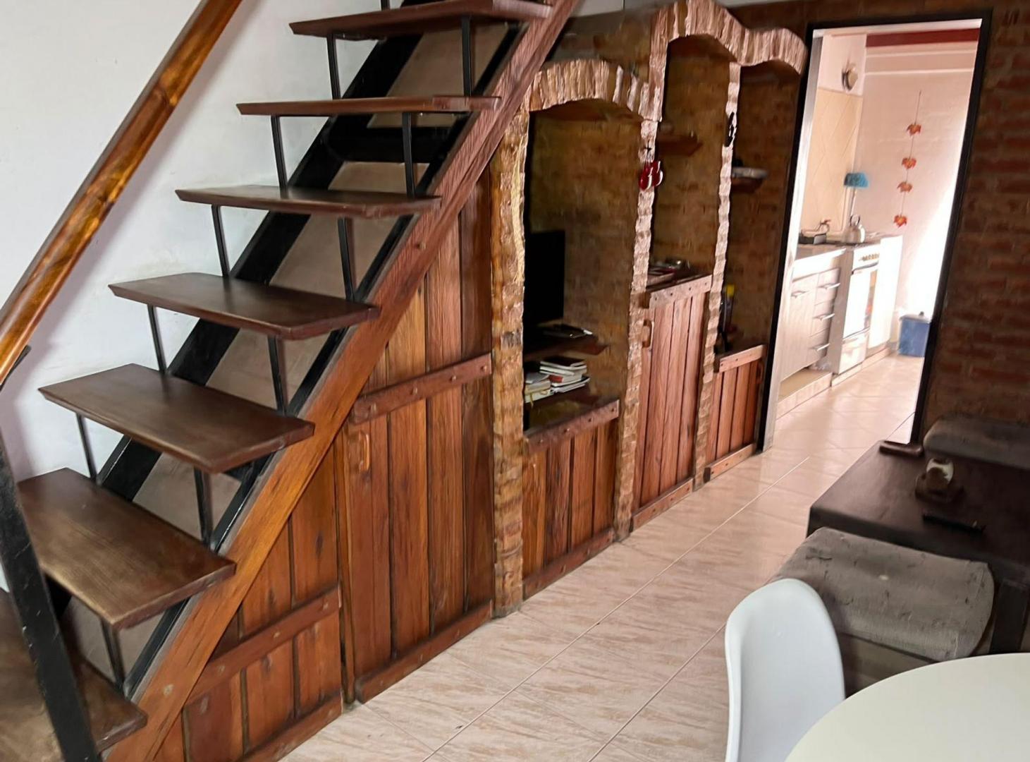 Foto de Venta PH Duplex 3 Ambientes Ciudad Evita, imagen 2