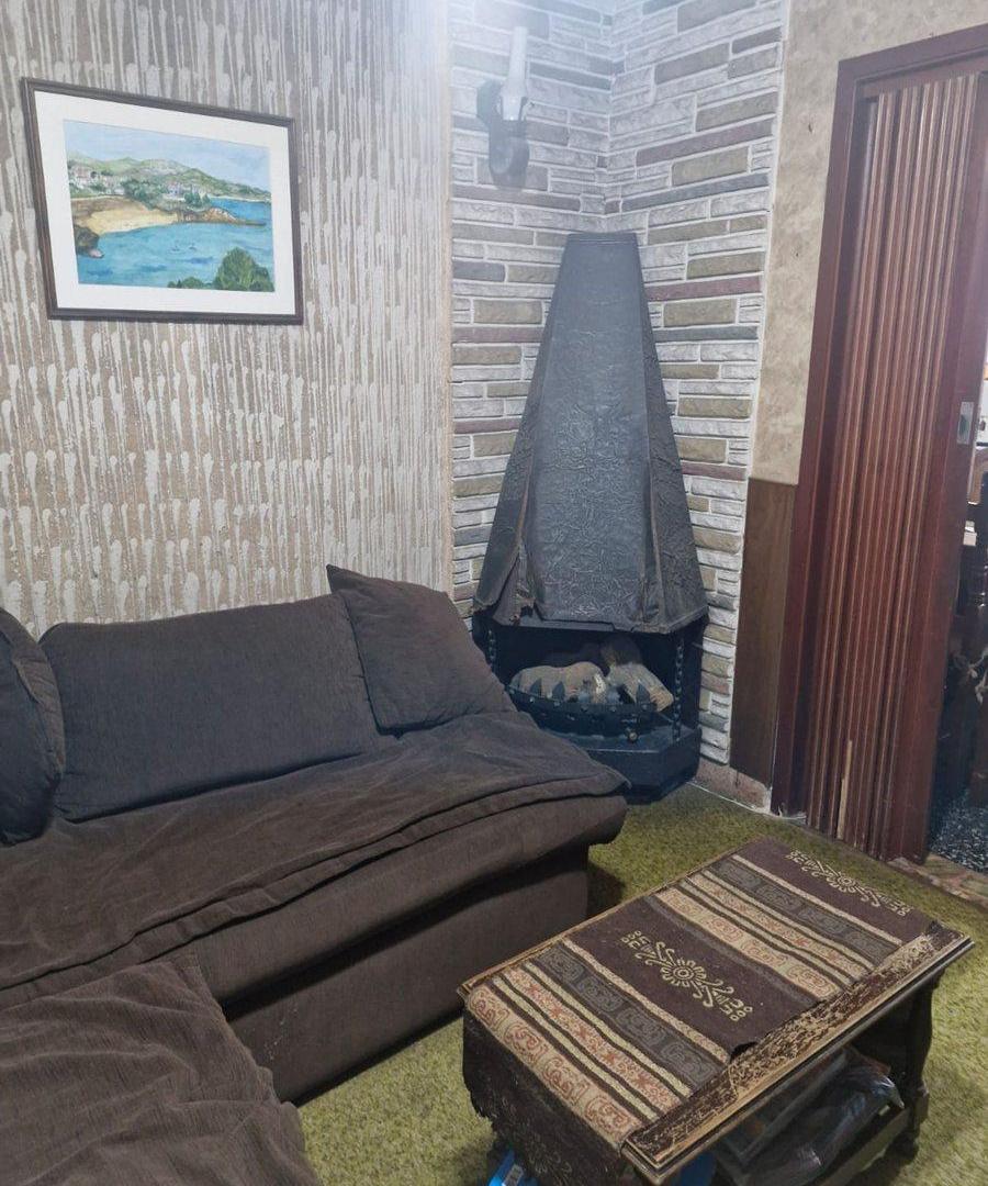 Foto de VENTA CASA TIPO CHALET, QUINCHO, PILETA Y GARAGE, imagen 3