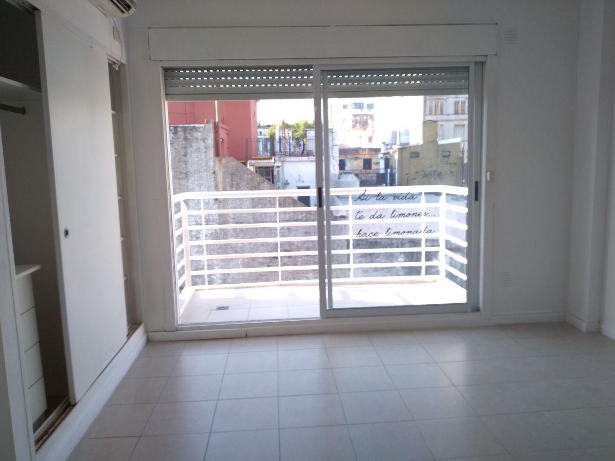 Foto de Depto en Alquiler hermoso monoambiente 40 m2 con balcón, imagen 2