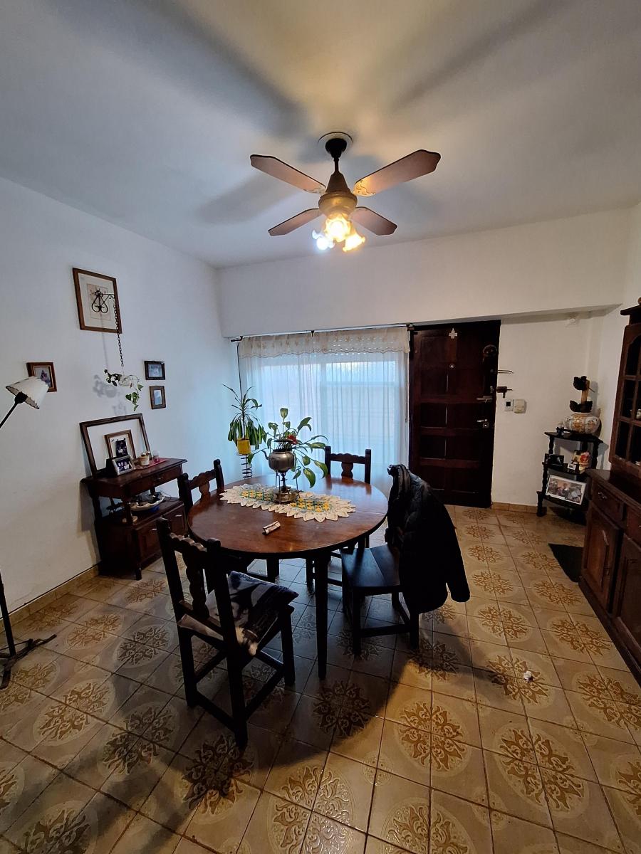 Foto de PH de cuatro ambientes en venta en San Justo, imagen 2
