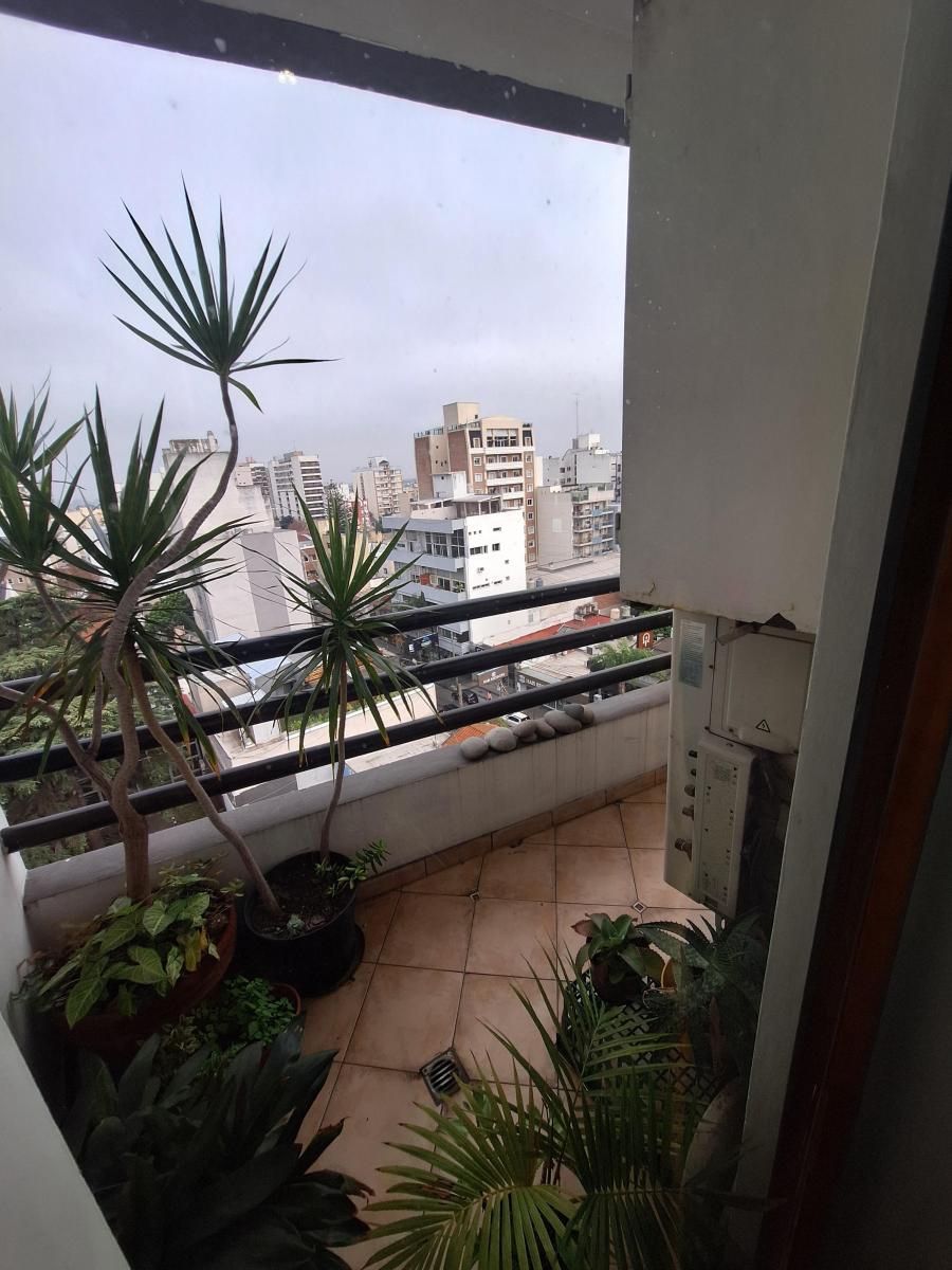 Departamento de tres ambientes en venta en Ramos Mejia