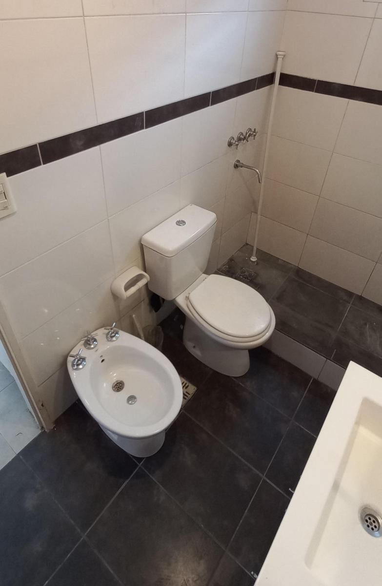 Foto de Duplex de dos ambientes en venta en Rmos Mejia, imagen 4