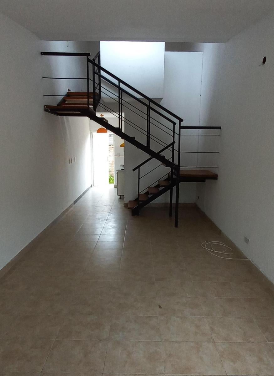 Foto de Duplex de dos ambientes en venta en Rmos Mejia, imagen 5