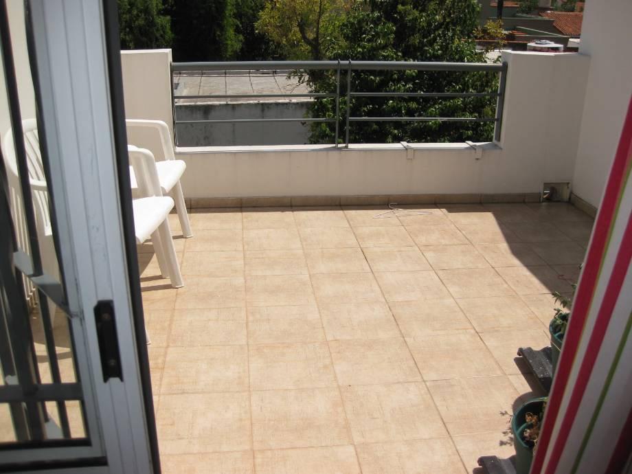 Foto de Triplex 4 ambientes en venta en Ramos Mejia, imagen 2