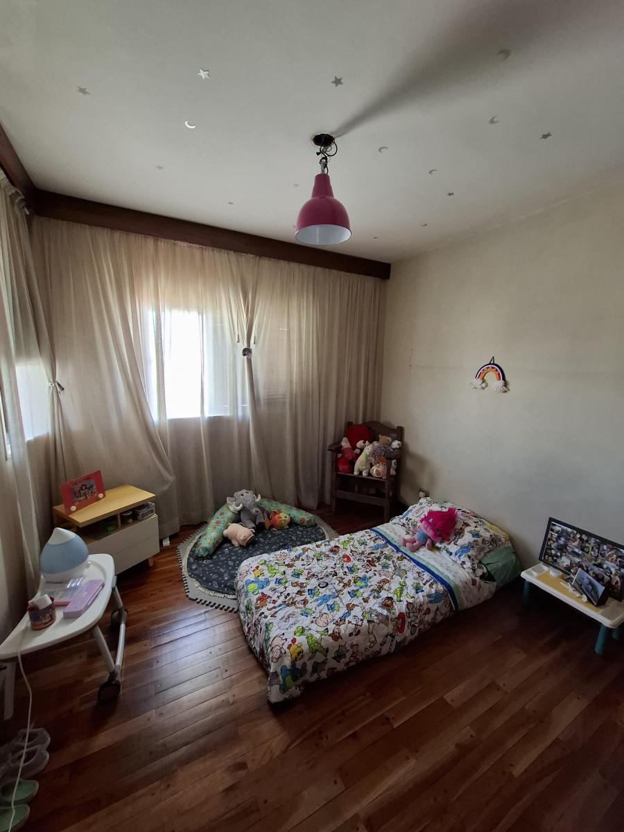 PH cinco ambientes en venta en San Justo