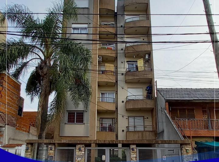 Departamento de dos ambientes en alquiler en Moron 2