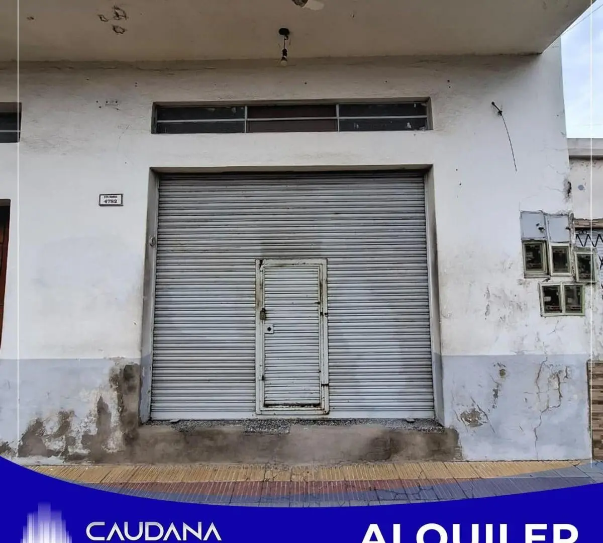 Local comercial en alquiler en Isidro Casanova 3