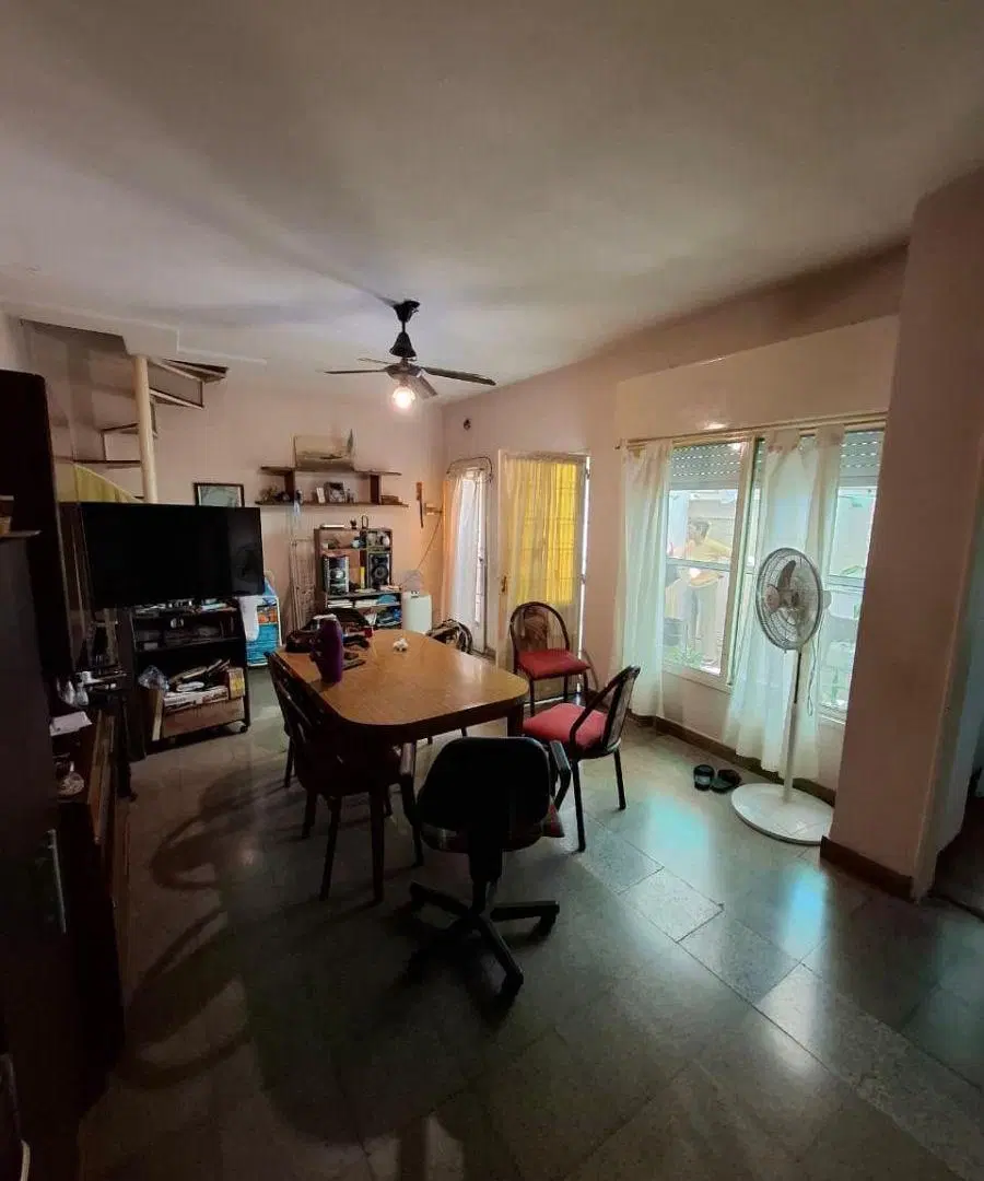 PH de tres ambientes en venta en Villa Luzuriaga 4